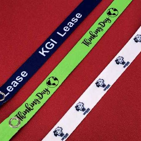 5 Referensi Desain Lanyard Woven yang Elegan dan Banyak Dipakai Perusahaan